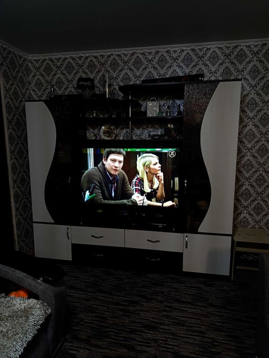 Стенка горка в гостиную