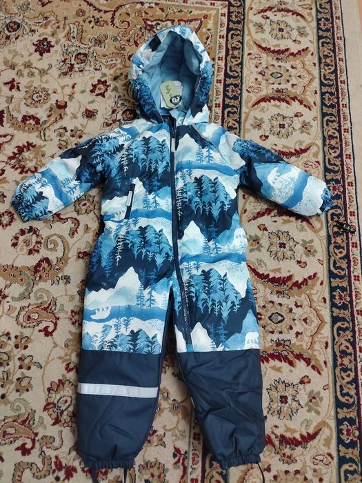 Продам детский комбинезон размер 98