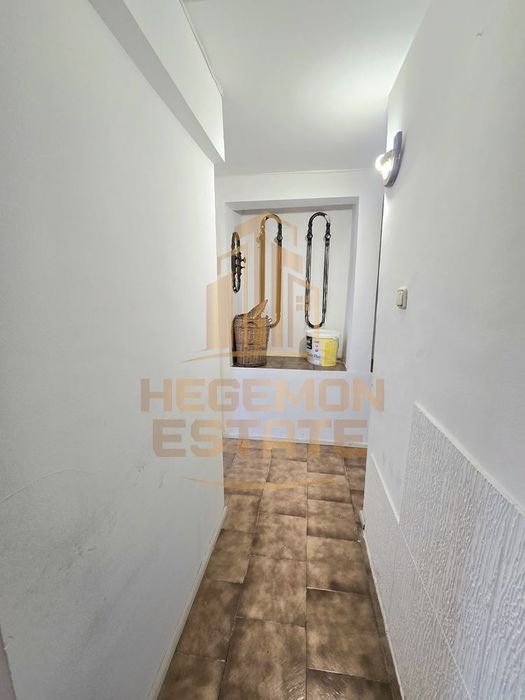 Продава се Тристаен апартамент в Варна, Централна поща - 65 кв.м за 981 €/кв.м - Снимка #3