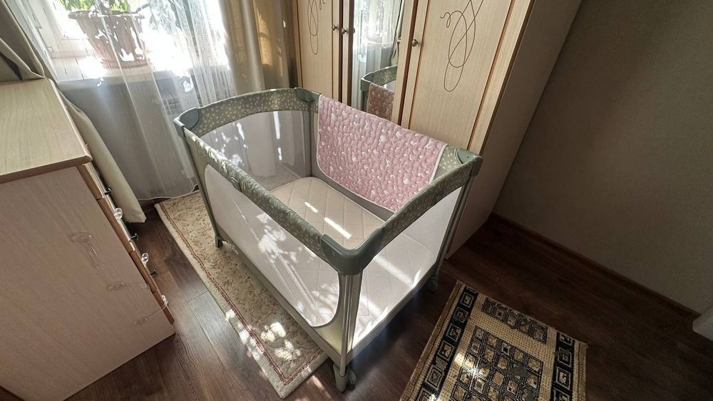 Кроватка с матрасом Joie Change & Bounce LEO