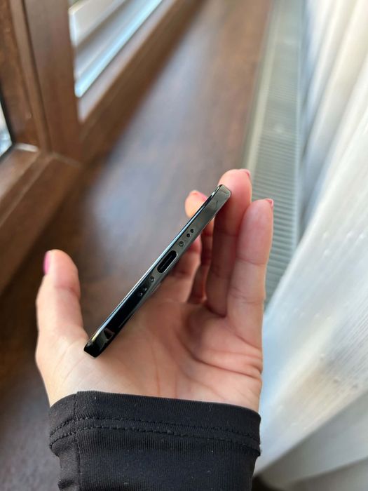 Vand Iphone 17 Air impecabil,baterie 100%