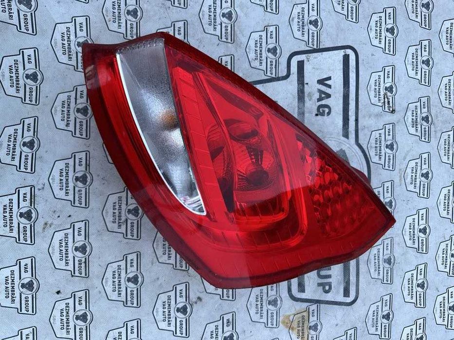 Stop stanga dreapta spate Ford Fiesta 2012.COD 8A6113405A 8A6113404A