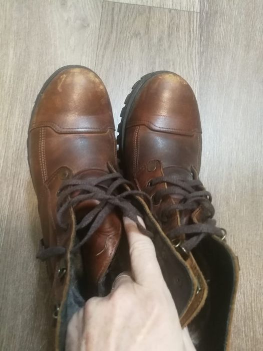 Кожаные ботинки в стиле casual / military