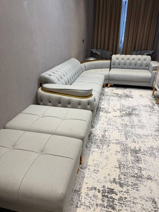 Угловой диван комплект со столом