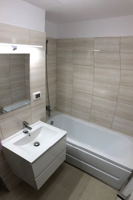 Ofer spre inchiriere apartament 3 camere Avanera