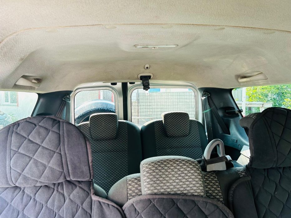 Сатылады Ларгус минивен