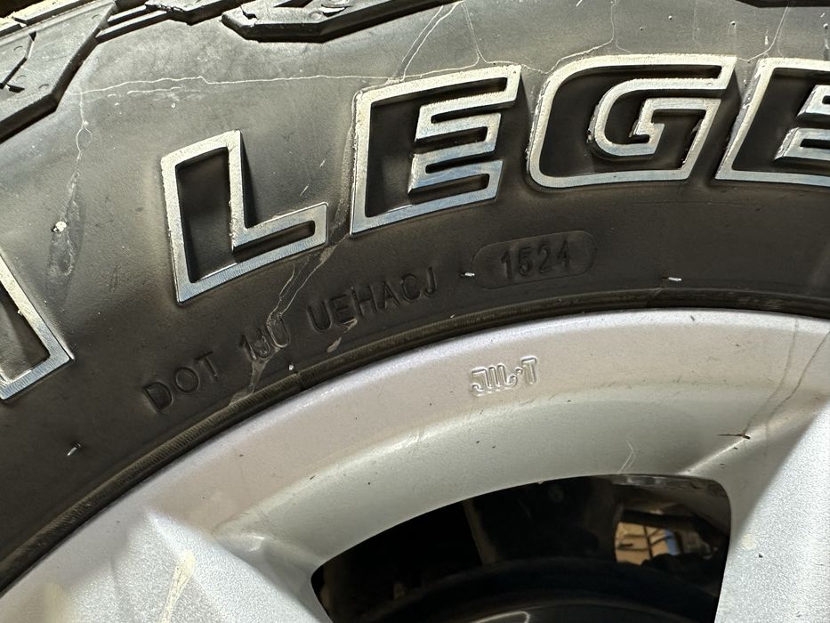 Продам грязевые шины