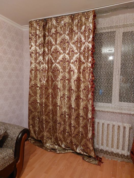 Шторы 3м,2 шт продам