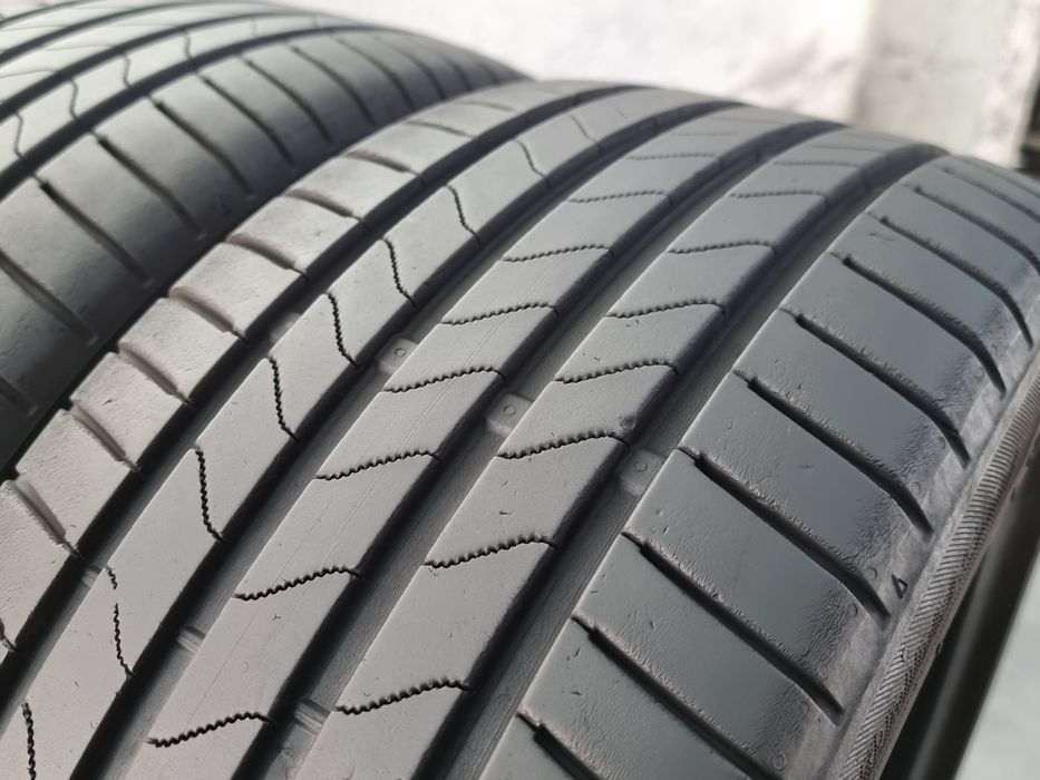 "Dot 23" 225/45/17 Bridgestone 2Броя: 110€ 6.6мм
