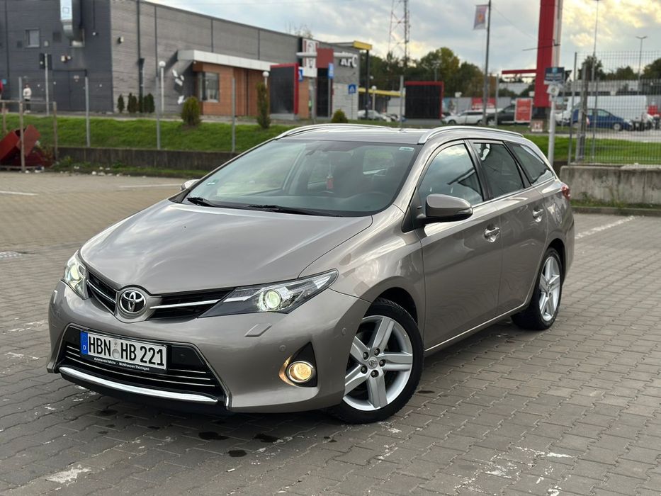 Toyota Auris Touring Sports 2.0 Diesel D-4D 2014