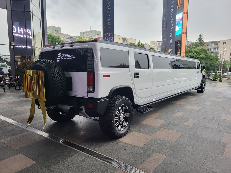 Limuzina Hummer 14 locuri