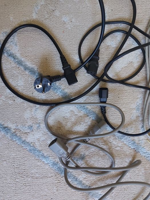 Компьютерные кабели, переходники, роутер TP-Link