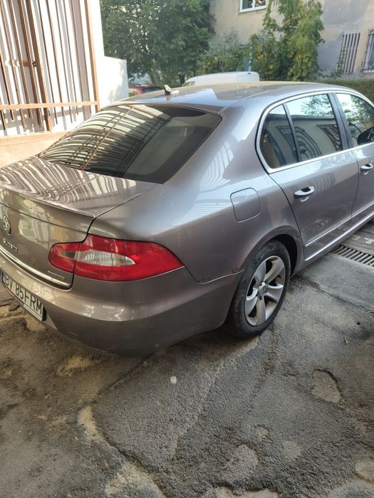 Vând Skoda superb 2