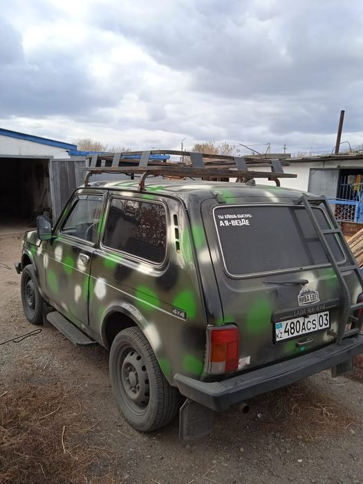 Продам автомобиль нива с прицепом