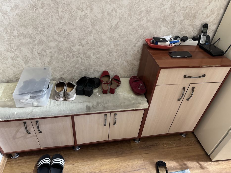 Тумбочка доя обуви