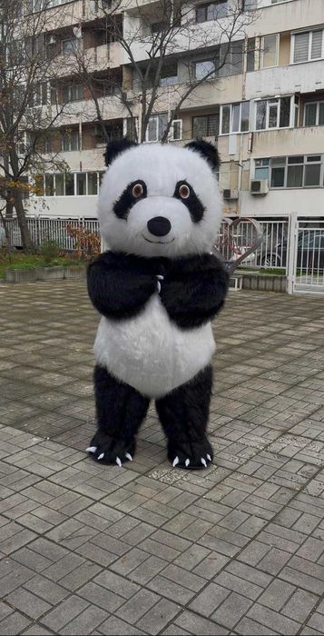 Надуваем костюм на панда