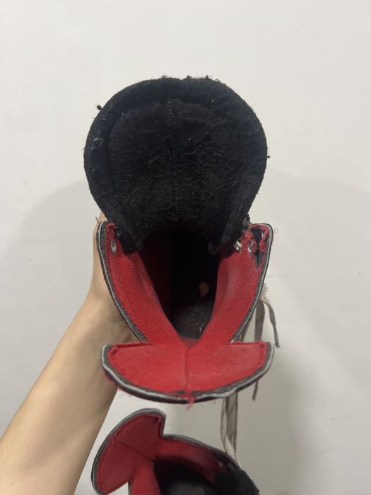 Хоккейные коньки