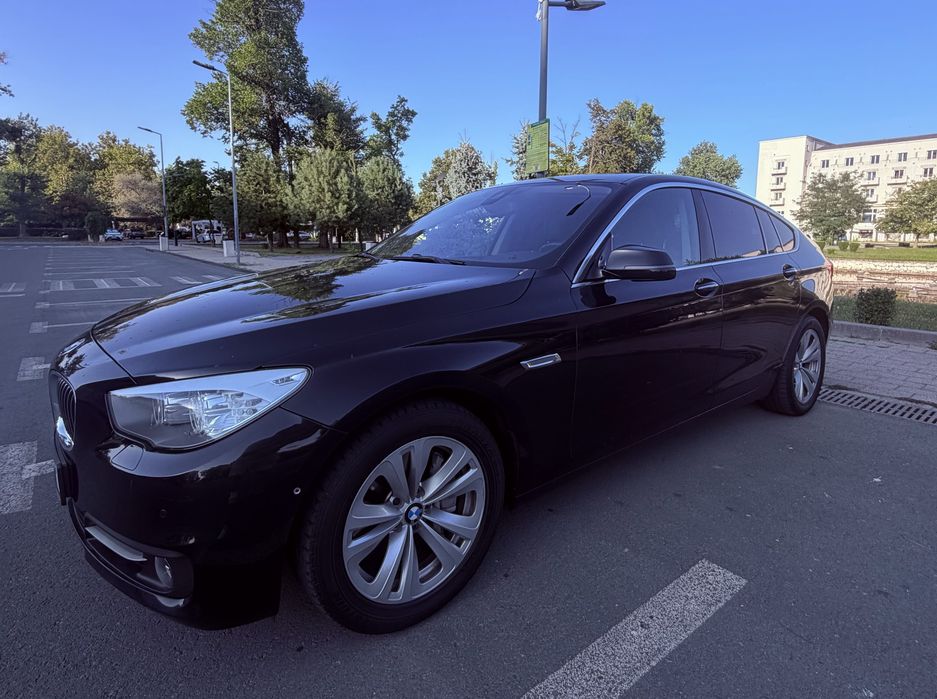 URGENT  variante Bmw 530 GT 2014 facelift full options