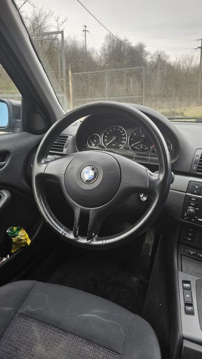 Vând sau schimb bmw e46 facelift 1.8 cu mașină de teren 4x4