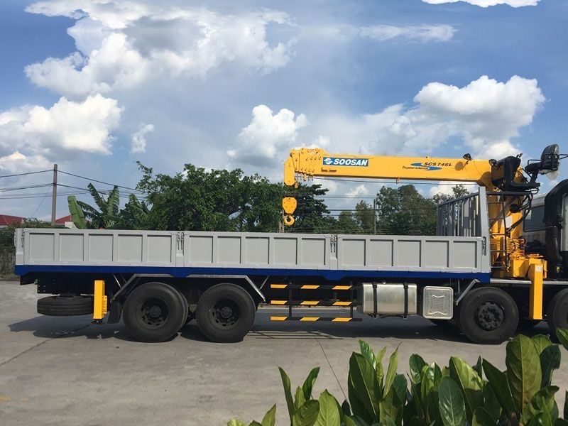 Доставка длинномеры и манипуляторы