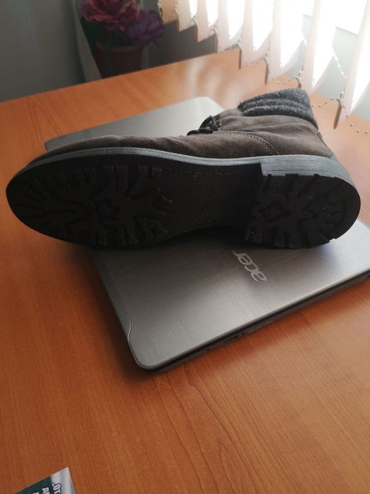 Zara обувки-боти зимни