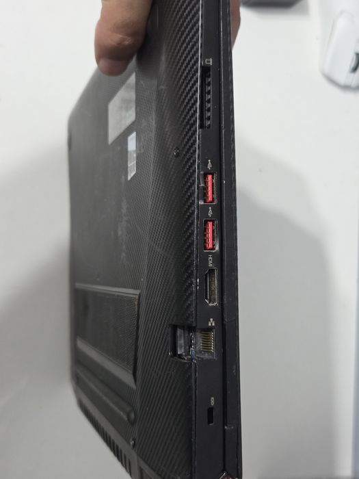 l5 6300HQ 8GB DDR4 R9 M375 4GB SSD 120
