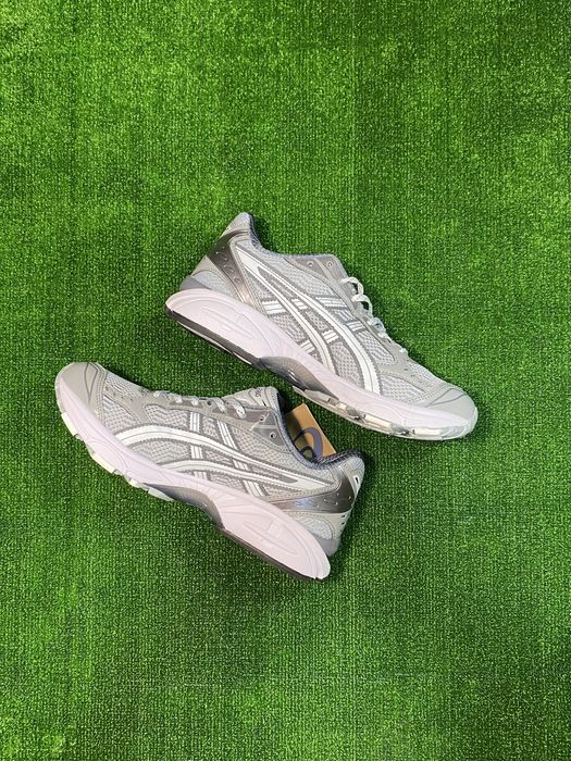 ASICS Gel-Kayano 14 Metallic Silver – mărimea 43.5