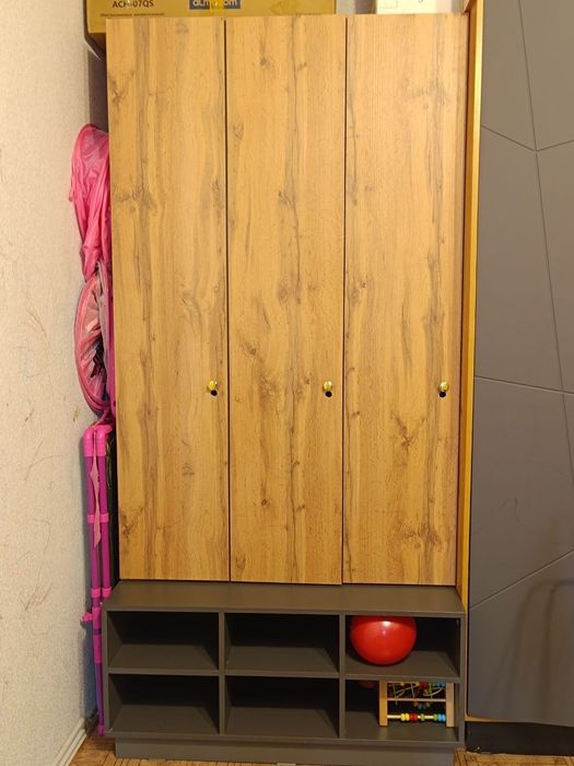 Продам шкаф для вещей