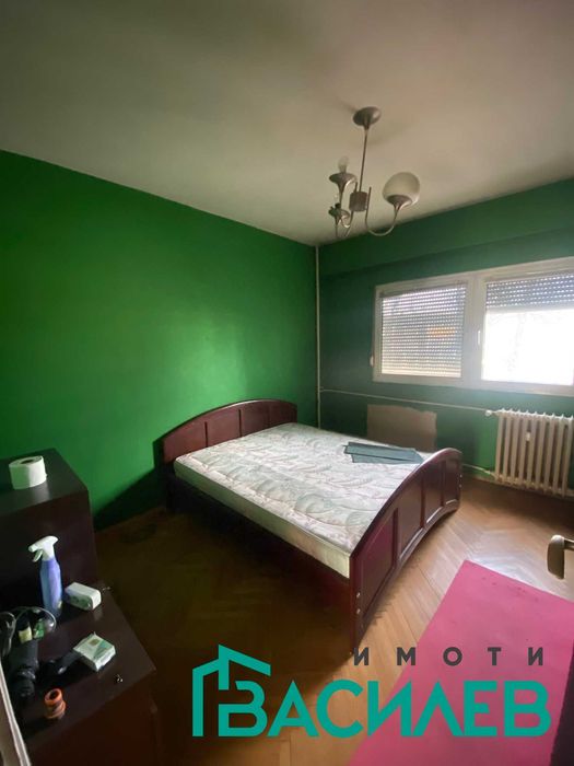 Продава се Двустаен апартамент в София, Център - 65 кв.м за 1177 €/кв.м - Снимка #4