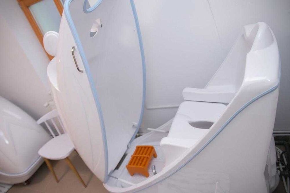 Afacere la cheie Sibiu – salon complet amenajat pentru cosmetică, masaj & wellness – de vânzare sau de închiriat – 12.000 €