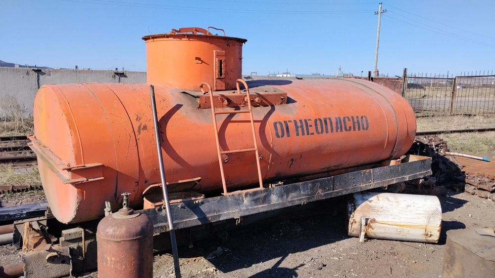 Ёмкость бочка  продам