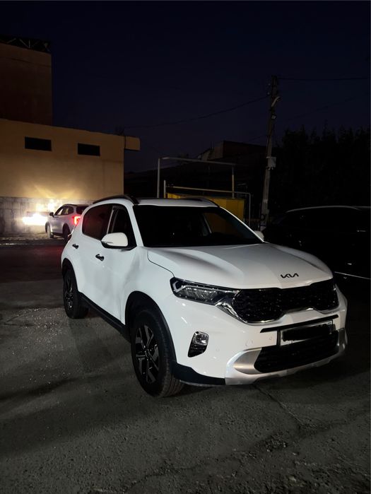 Kia Sonet full pozitsiya