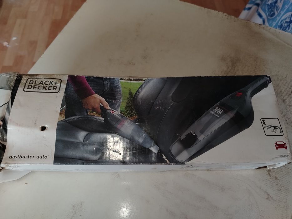 Aspirator auto portabil black&decker