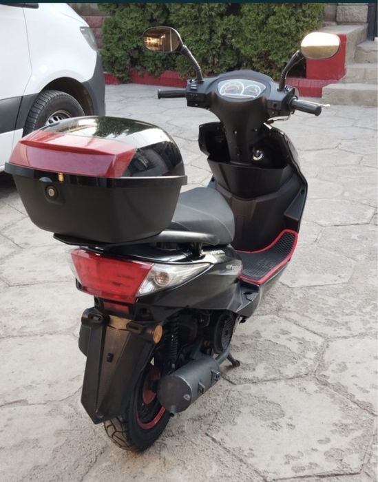 Мопед скутер м8 лия