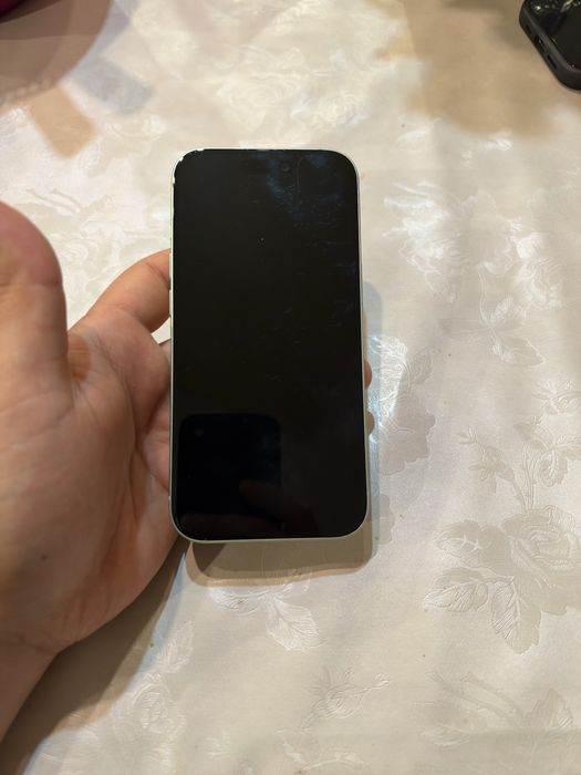 Iphone 15 ( green) 128 gb