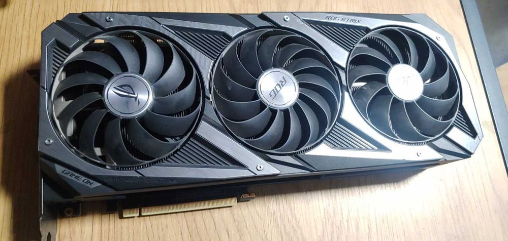 ASUS Rog Strix  RTX 3070 8G Gaming
