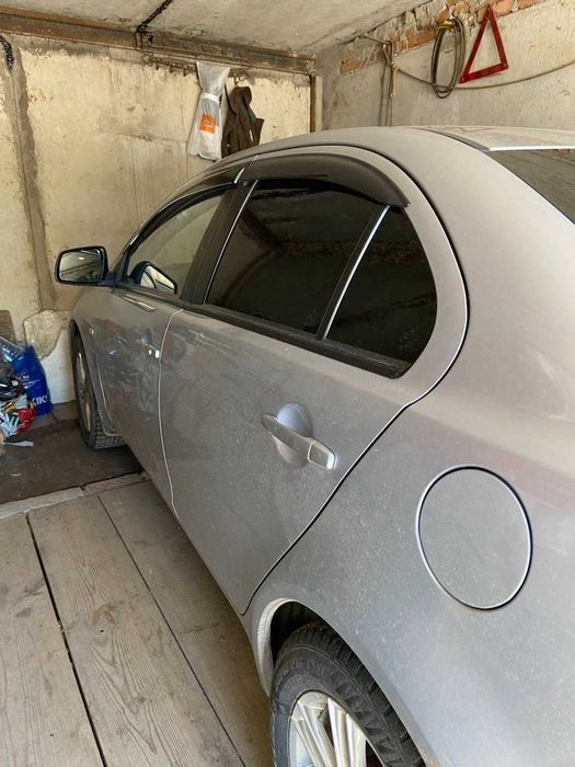 Mitsubishi Lancer