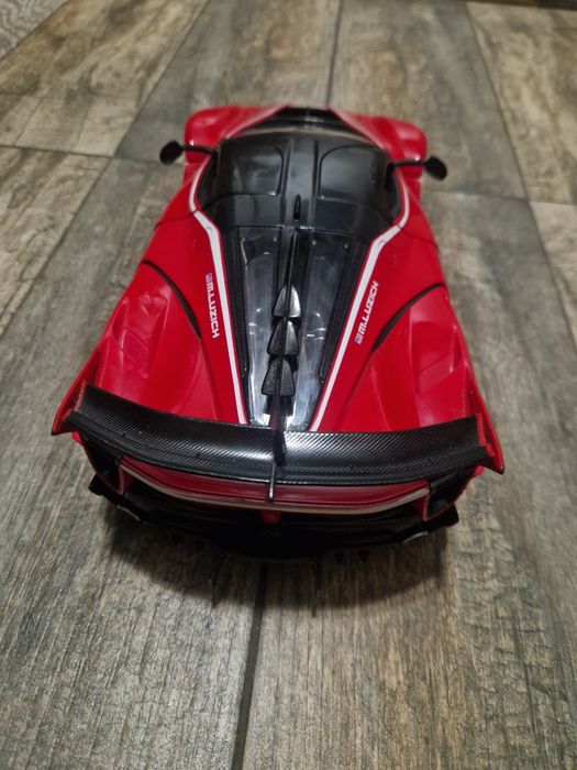 Кола Ferrari колекционерска италианска!