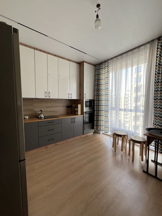 Подселение девушки желательно двоих.