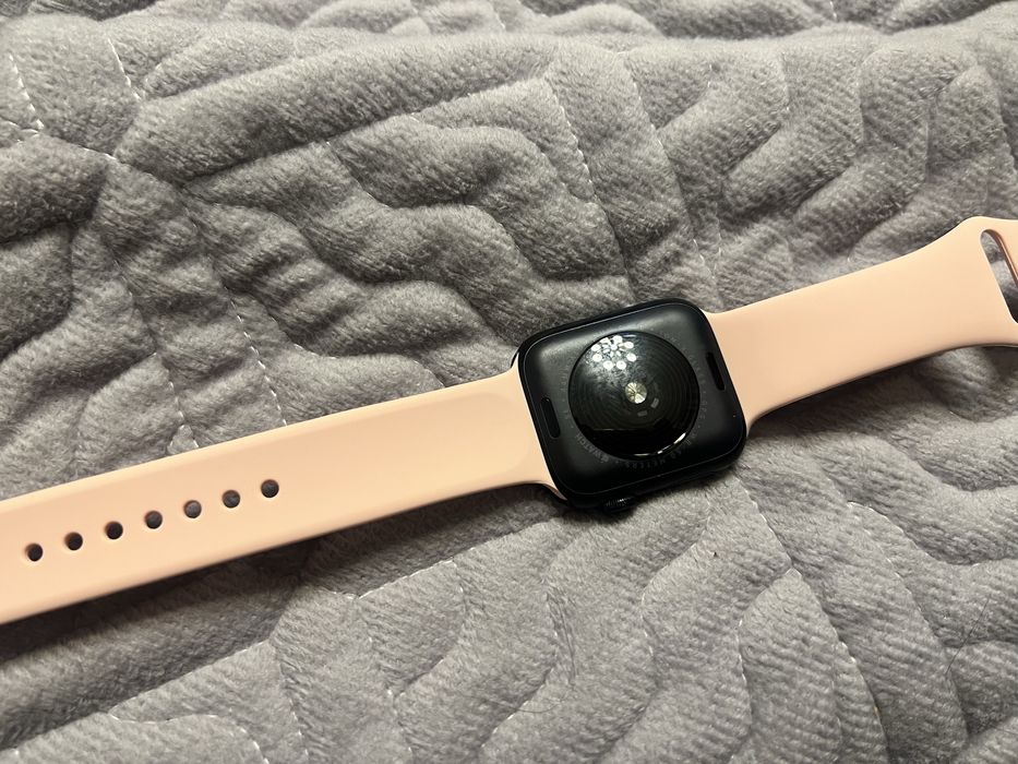 продам apple watch