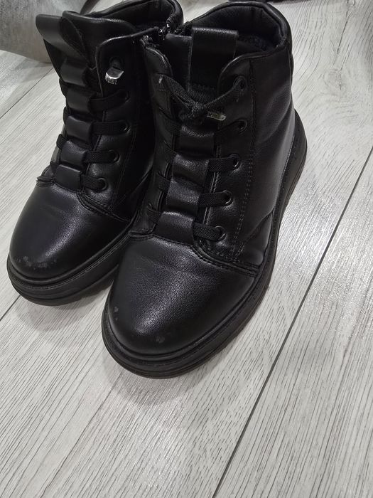 Отдам ботинки бесплатно