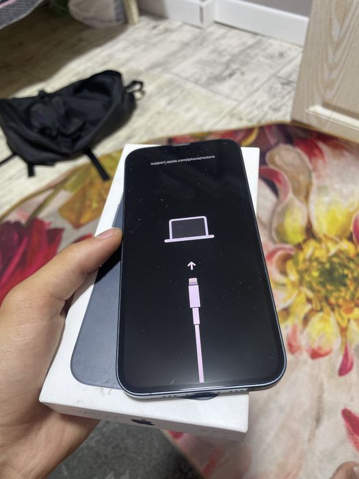 iphone 13 в блоке