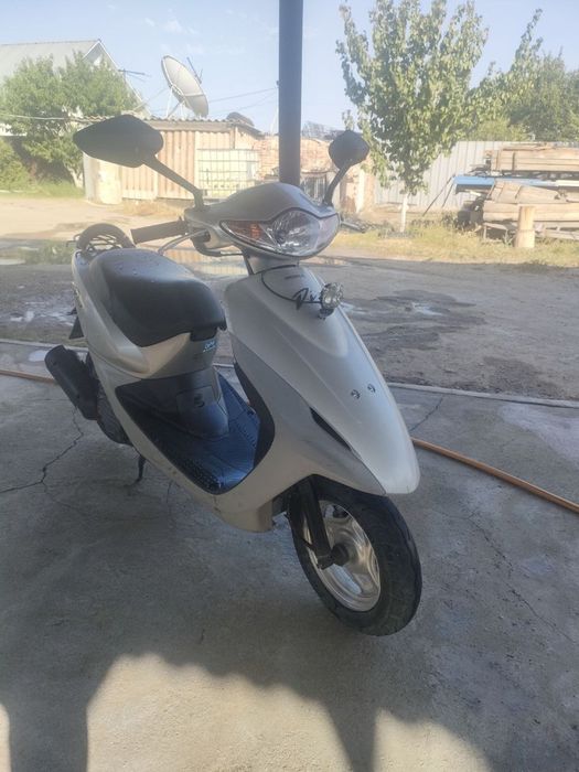 Honda dio af 57