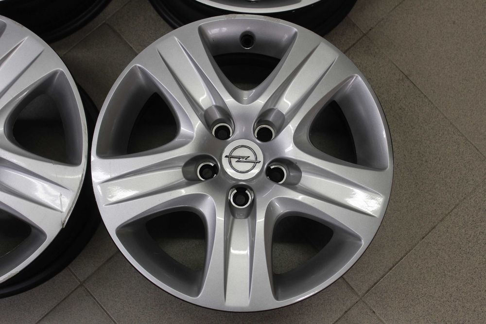 Джанти с тасове 16" 5х110 Opel Astra H, Zafira B