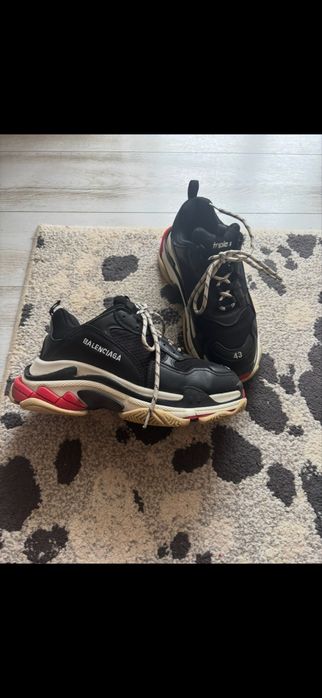 Balenciaga triple s