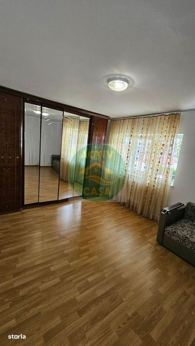 Apartament 2 camere, zona Piata Mare