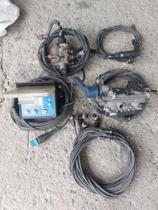 Пульт Смарт-Борд Кран уровня eTASC PREV ECAS с кабелями.