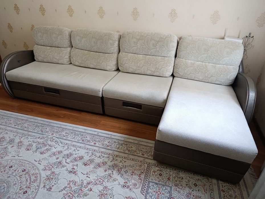 Диван 3 метра и кресло