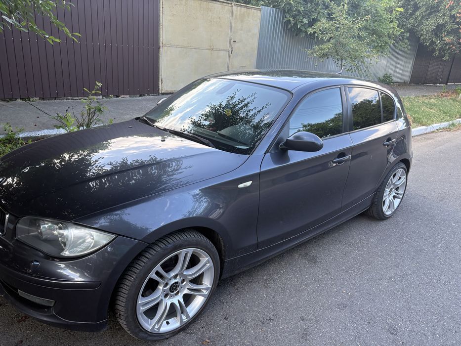 BMW 1 Series 2009 — imagine 4