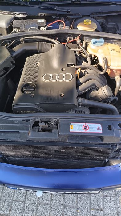 Audi a 4 b5 motor 1.6 benzina